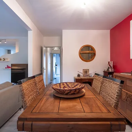 Appartement Atypique Avec Terrasse * Hyeres
